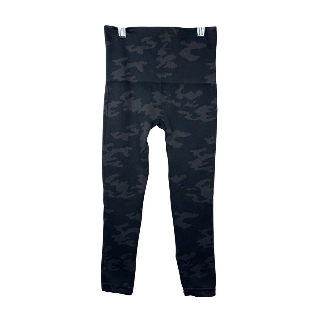 Spanx Look At Me Now Seamless Black Camo Leggings XS High Rise Shapewear - Picture 2 of 9